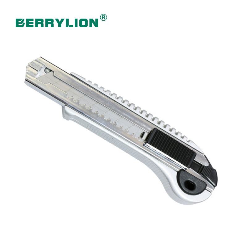  A-Alloy utility knif